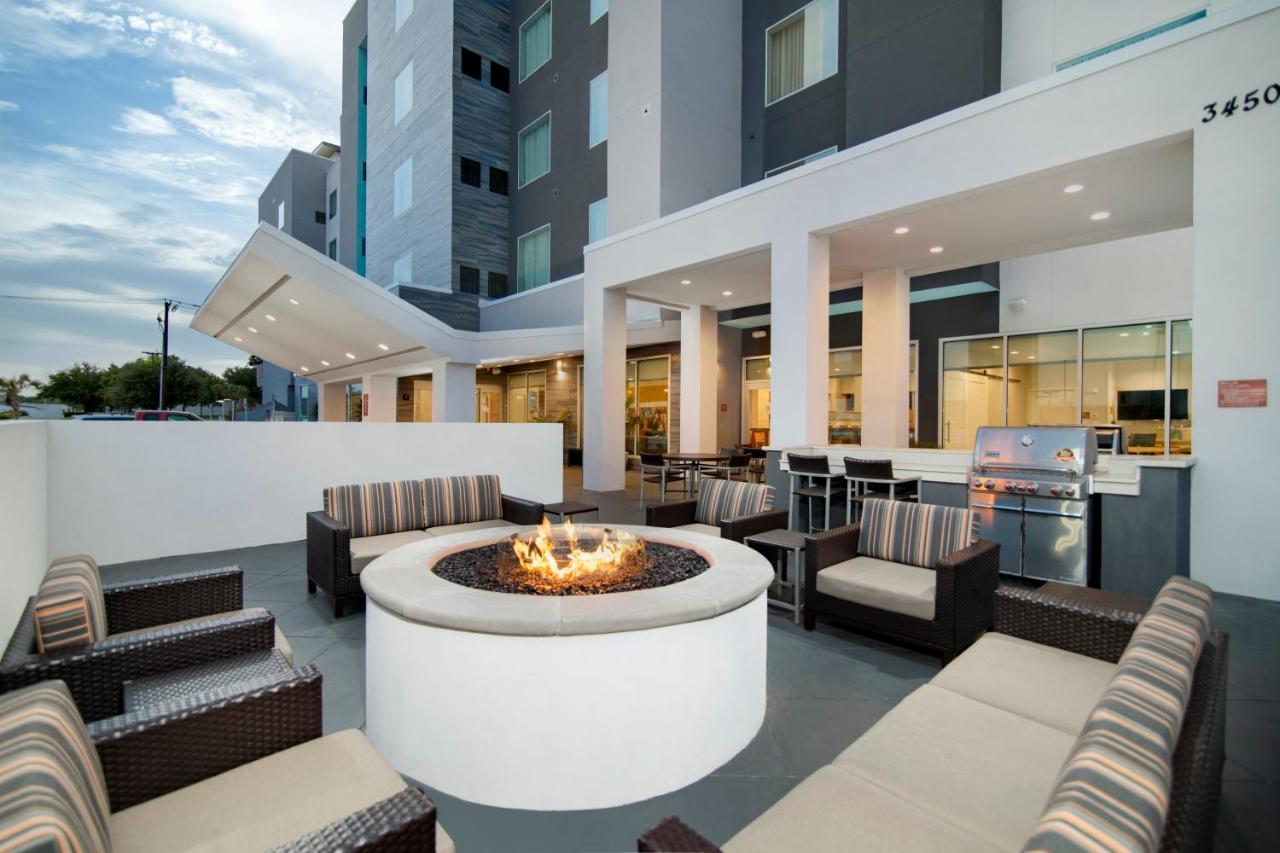 Towneplace Suites Fort Worth University Area/Medical Center Eksteriør billede